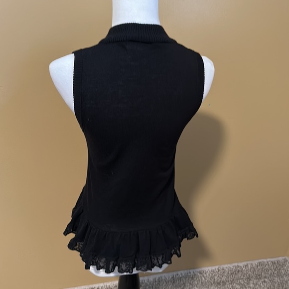 💜 Daytrip Zip Up Lace Peplum Sweater - Picture 2 of 4